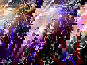 Capsloc Foto Door Cliff De Booy